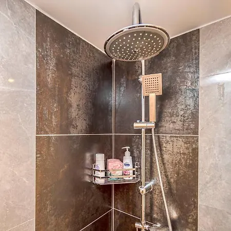 A Unique Loft דירה